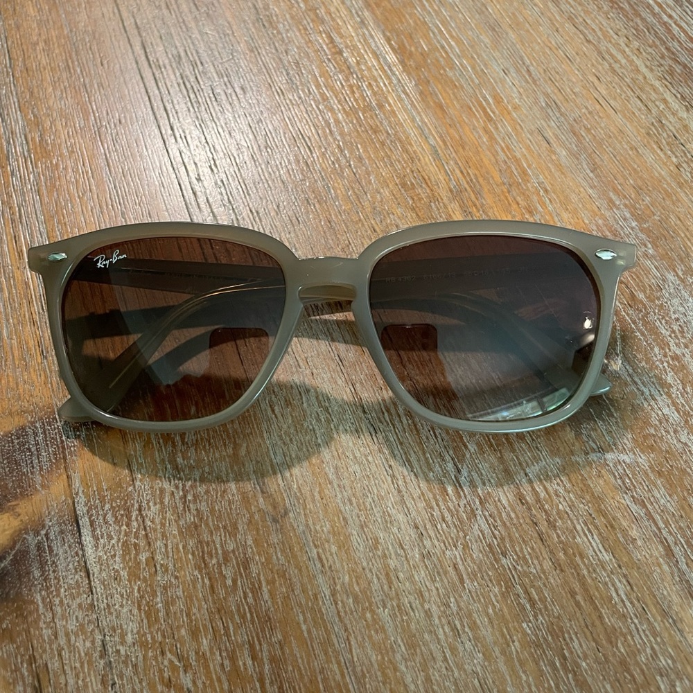 Ray-Ban RB 4362 Sunglasses in Light Brown & Brown